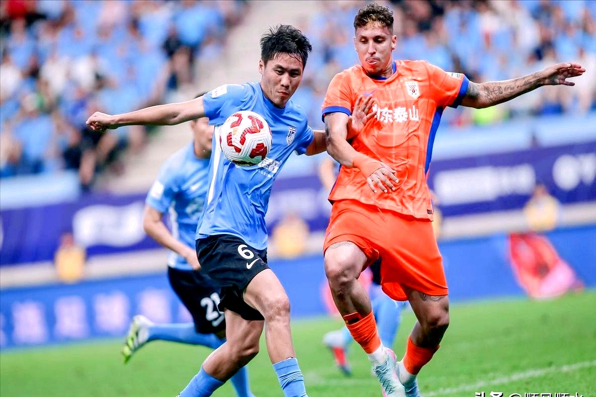 中超冲刺阶段走向成谜,塞维利亚内部沟通,球迷炸锅,高层口径保持一致 中超冲刺阶段走向成谜,塞维利亚内部沟通,球迷炸锅,高层口径保持一致